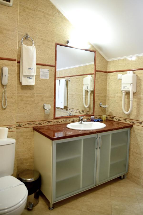 Hotel Sveta 4*