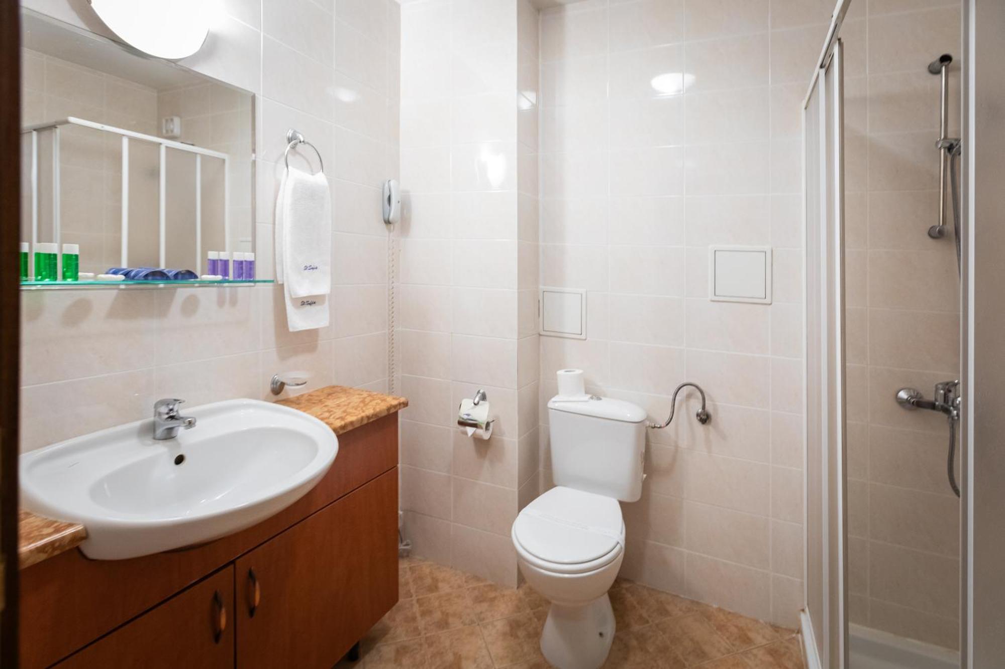 Hotel Sveta 4*