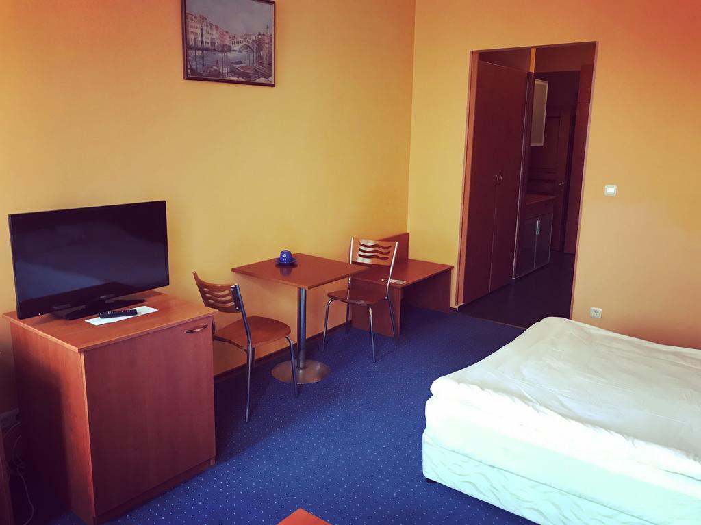 Hotel Sveta 4*