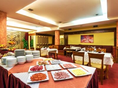 Hotel Sveta 4*